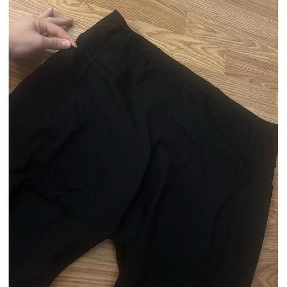Old Navy Active Capri Leggins Size XXL - Picture 3 of 8